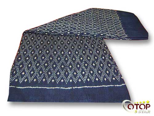Mudmee Cloth with Pineapple Pattern — 2