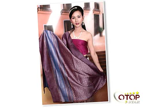 Mudmee Silk Cloth (Luk Kaew Pattern) — 2