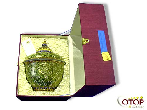 Polychrome Chinaware — 2