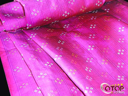Silk Cloth with Kap Bua Pattern