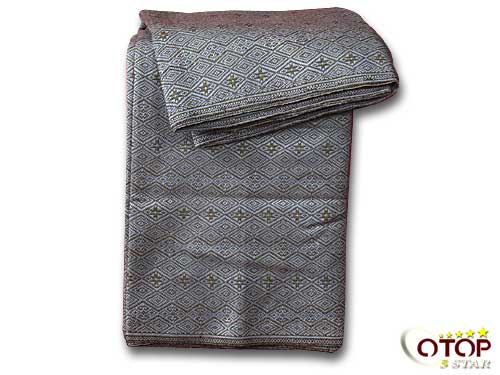 Khit Cloth with Kho Dao Pattern
